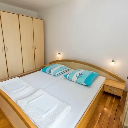 Apartment Jelka