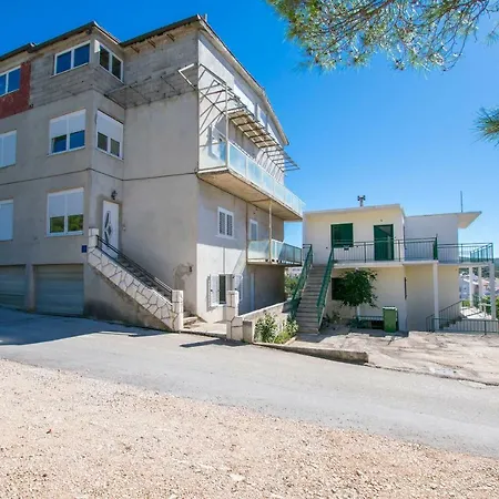 Jelka Apartment Primosten