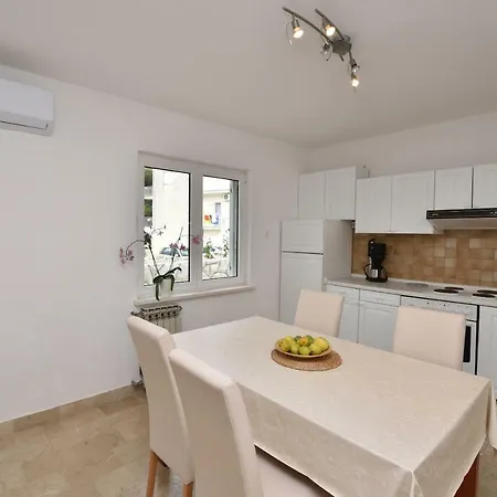 Jelka Apartment *